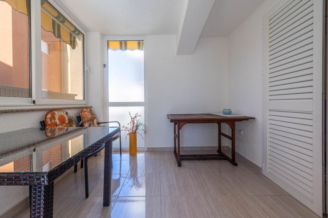 Niko Apartment Vir Εξωτερικό φωτογραφία