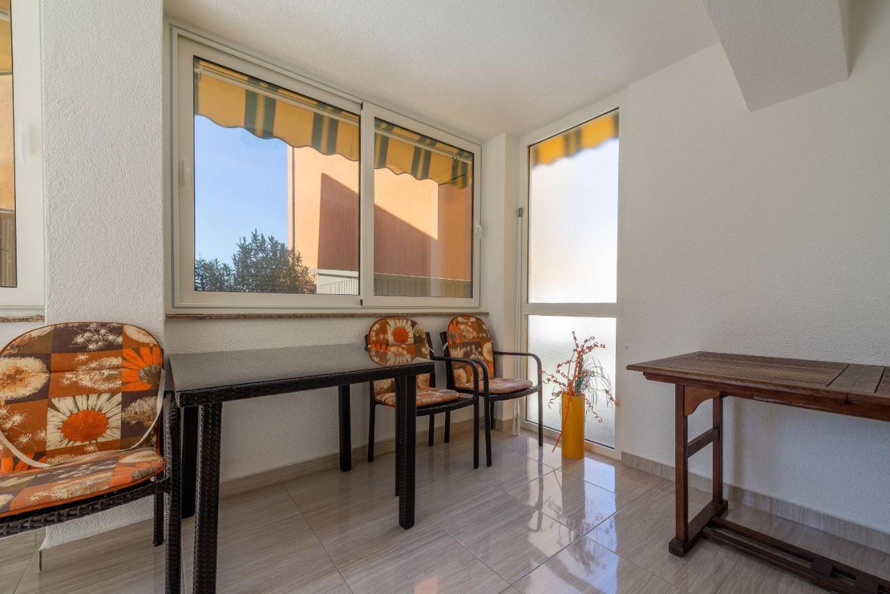 Niko Apartment Vir Εξωτερικό φωτογραφία