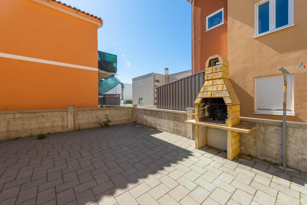 Niko Apartment Vir Εξωτερικό φωτογραφία